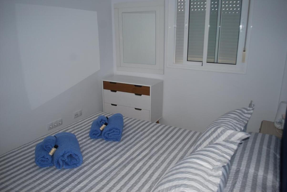 Apartamentos Costa De La Luz Playa Rota Exterior photo
